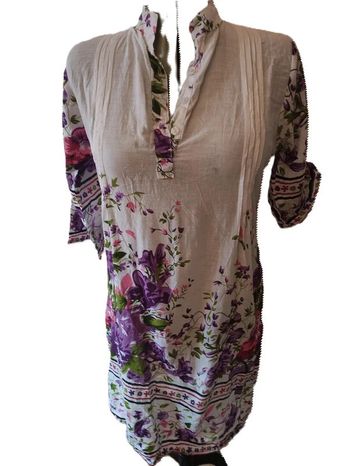 Tunique blanche fleurie multicouleurs Pushkar  Taille S M.