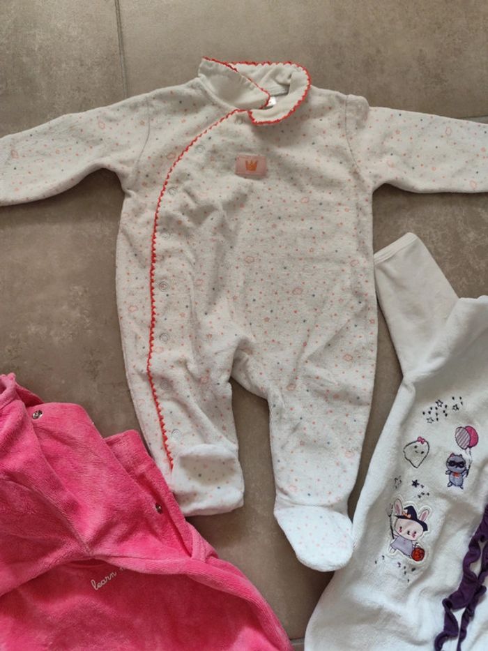 Lot 3 pijamas 1 mois - photo numéro 7