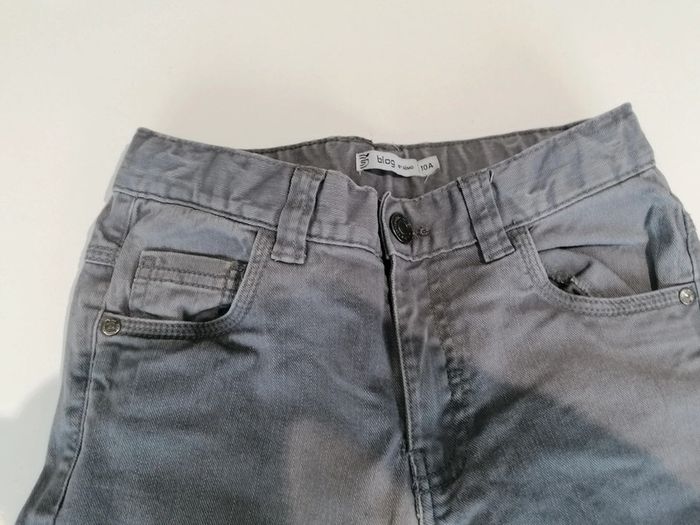 Jeans gris T 10 ans 👦🏻 - photo numéro 9