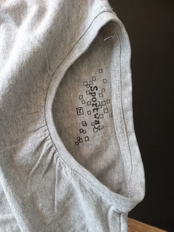 Tee-shirt manches longues fille 10 ans - photo numéro 4