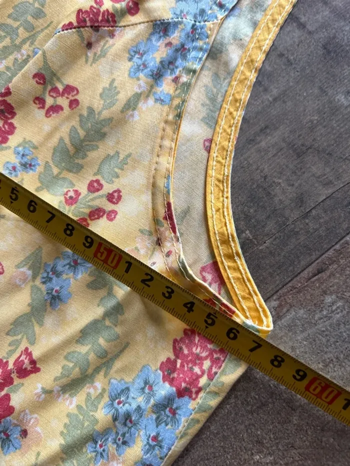 Robe jaune fleurie - photo numéro 5