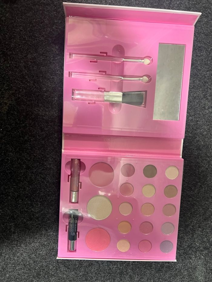 Claires maquillage - photo numéro 2