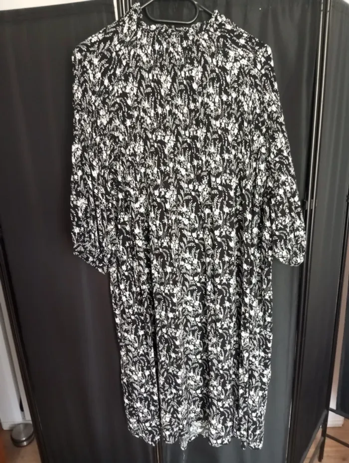 Robe de marque Gémo et taille 48 - photo numéro 2