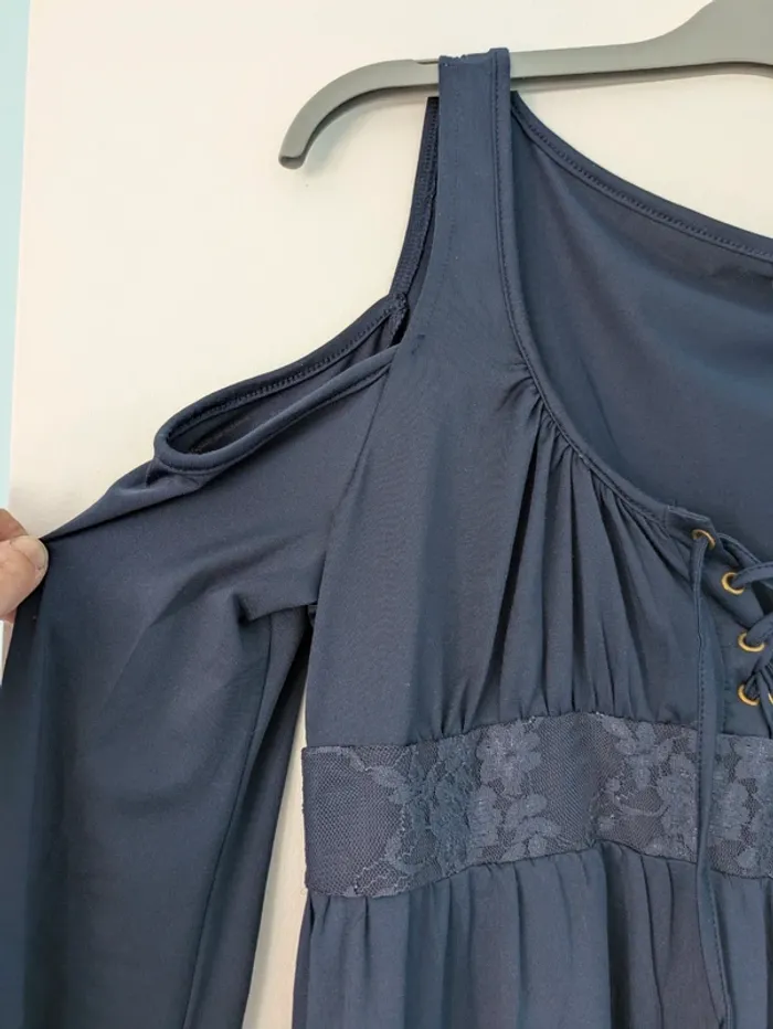 Haut femme épaules dénudées taille L - photo numéro 3