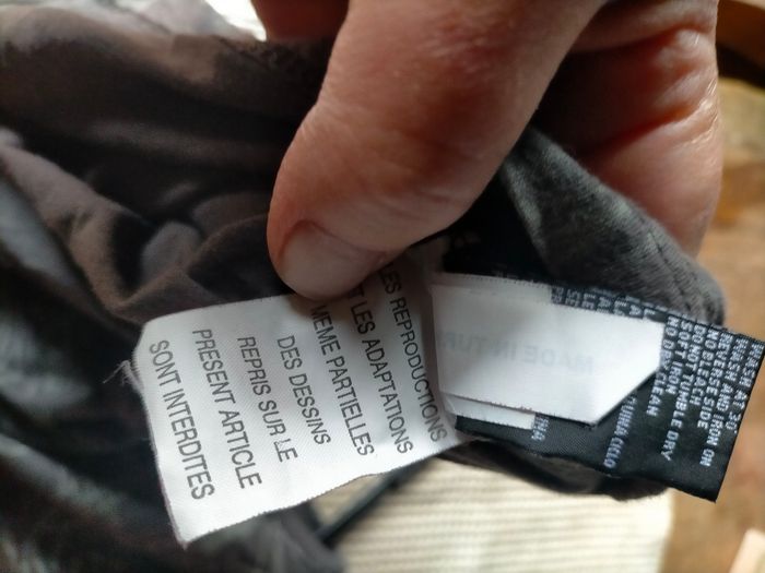 Très jolie robe Marc Jacobs 4 ans - photo numéro 5