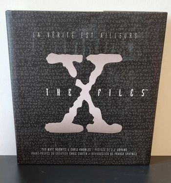 The X Files - Les Dossiers Complets
Hurwitz Matt, Knowles Chris