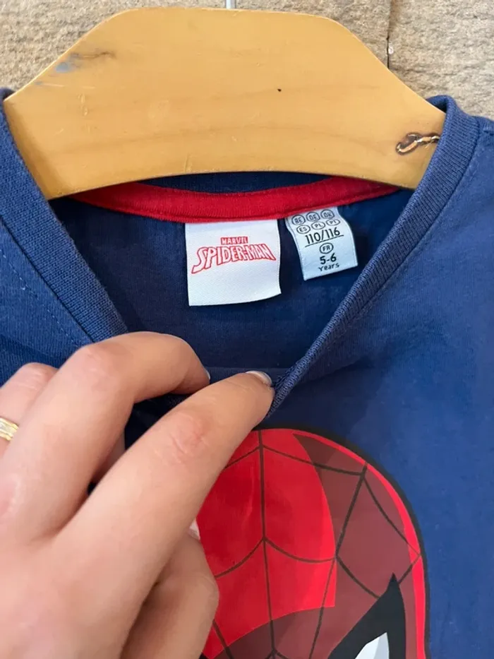 Pyjama Spiderman 5-6 ans - photo numéro 2