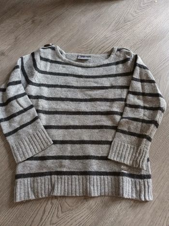 Pull gris 4ans