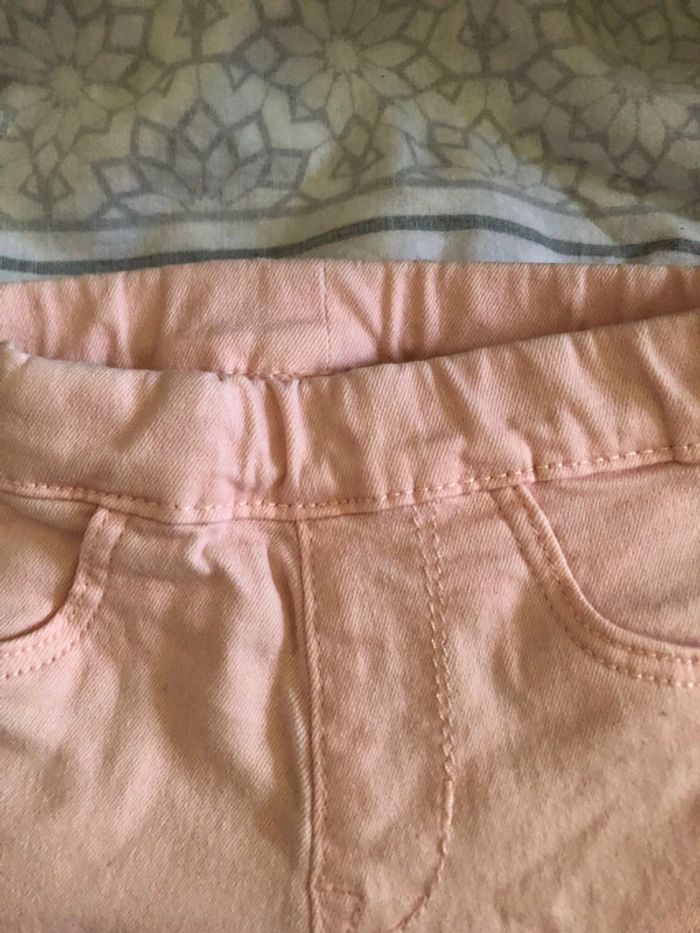 Pantalon rose 6 mois cœur aux genoux - photo numéro 3