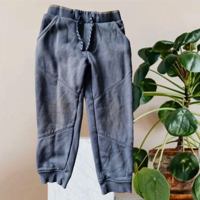 Beau pantalon style jogging taille réglable