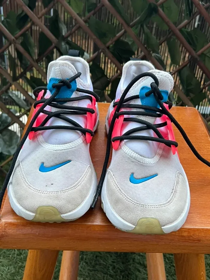 Nike React Presto Hyper. Running Taille 36.5 - photo numéro 3