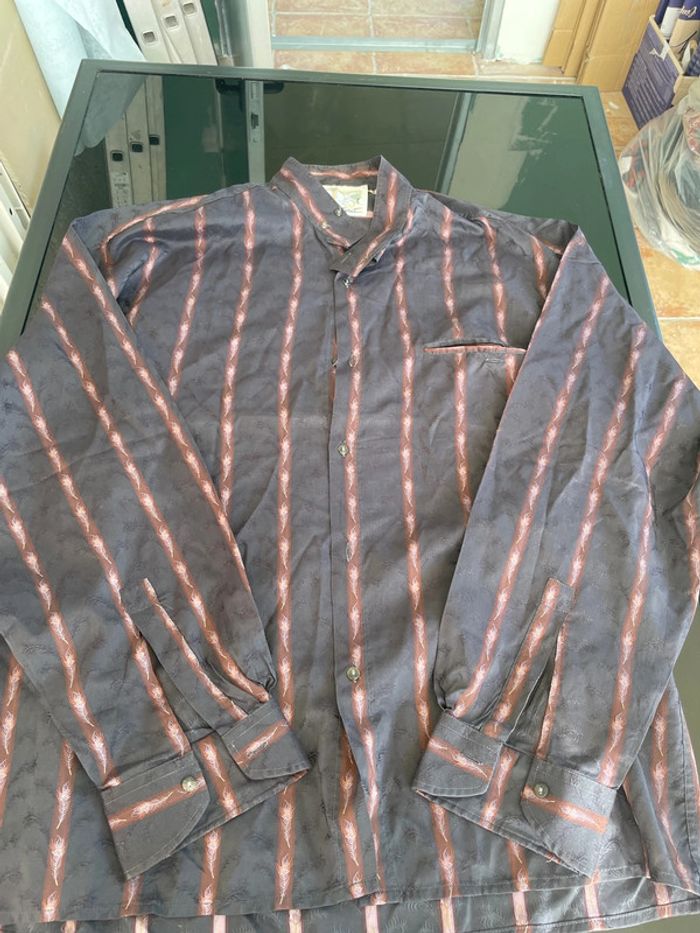 Chemise légère, taille cinq marque Humberto Fossati - photo numéro 4