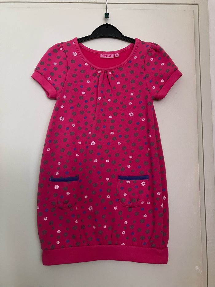 Robe mi-saison Kiabi 5/6 ans (3€)