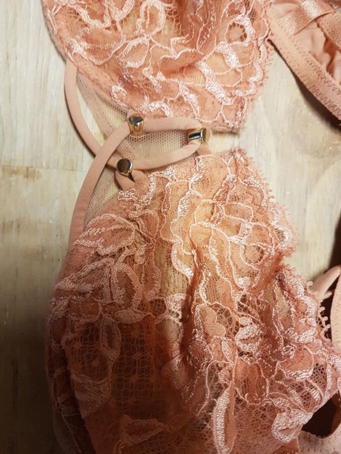 Soutien gorge Andres Sarda 95B - photo numéro 2