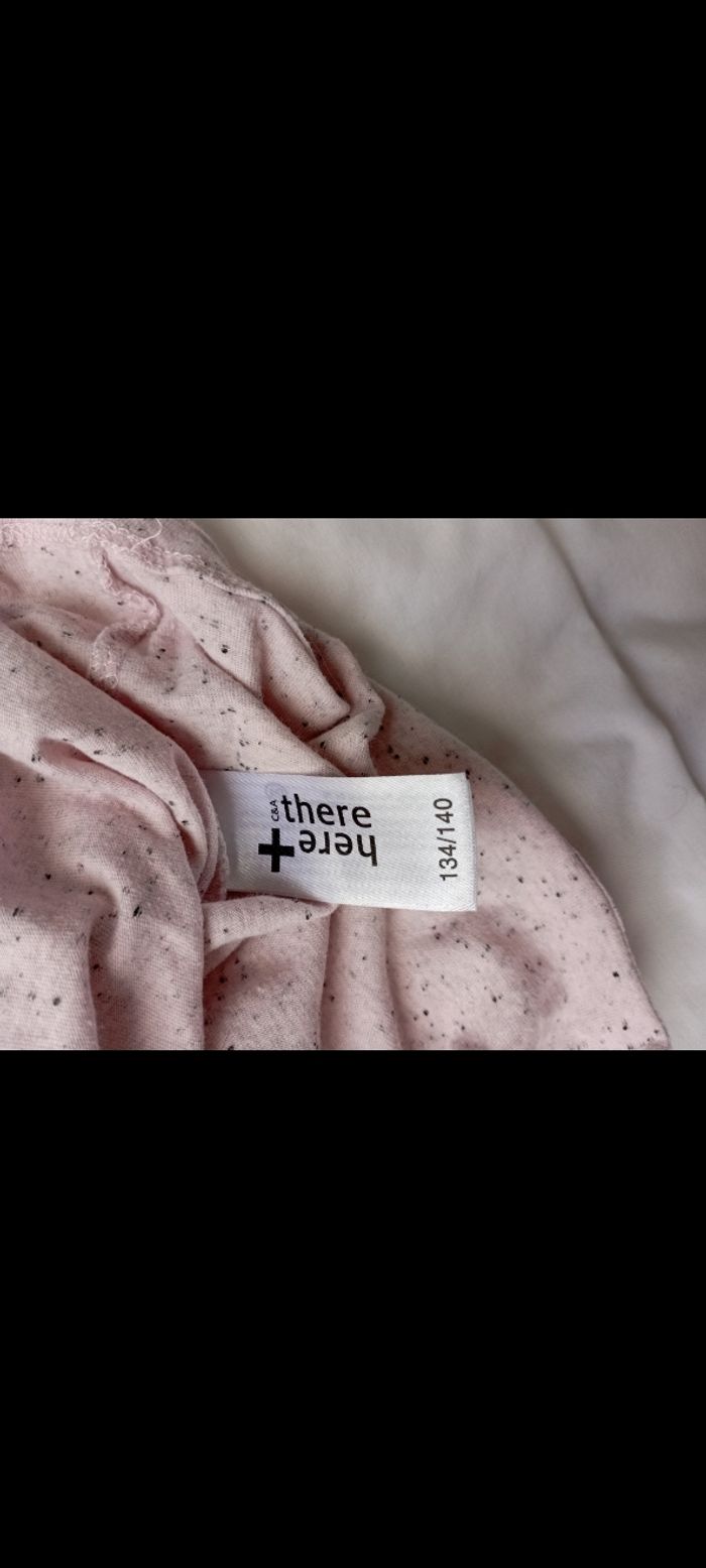 Tee shirt manches courtes rose a beabs réversibles 134/140 palomino neuf 5€ - photo numéro 3