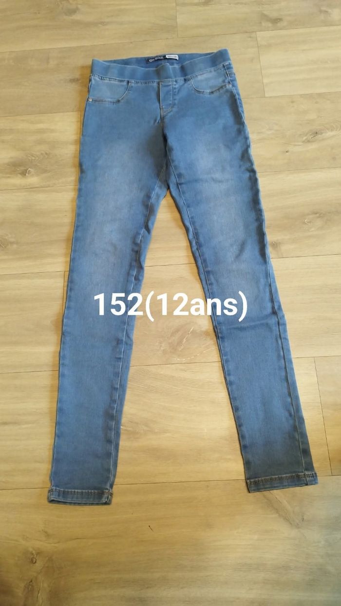 Pantalon / jeans fille taille 152