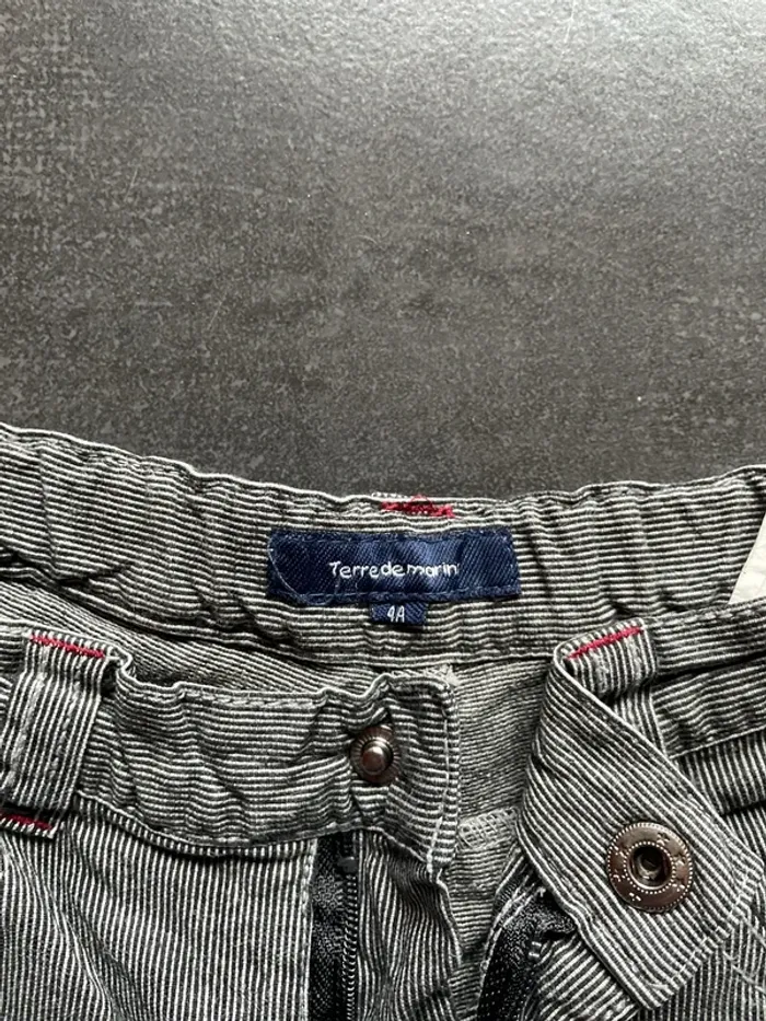 Jeans noir et blanc rayé légèrement - photo numéro 3