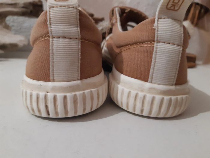Chaussures en toile garçon taille 30 - photo numéro 5