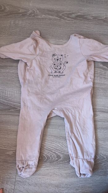 Pyjama Vertbaudet, bébé fille, taille neuf mois