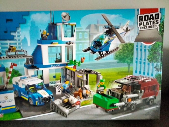 Commisariat de police Playmobil neuf - photo numéro 3