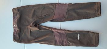 Pantalon thermique noir marque Décathlon taille 6 ans