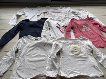 Lots 8 tee-shirts 