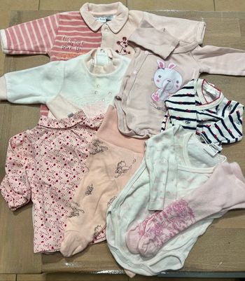 Lot 8 vêtements hiver fille 1 mois