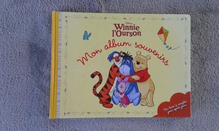 Livre de naissance Hachette Disney Winnie l'Ourson