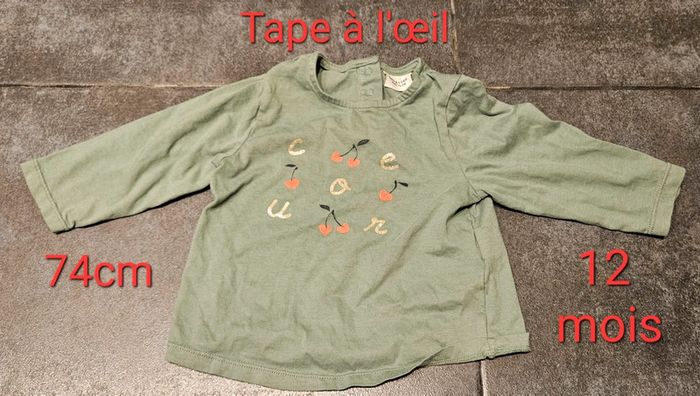 Tee-shirt mixte "cœur" avec des cerises, tape à l'œil. 12 mois, 74cm.