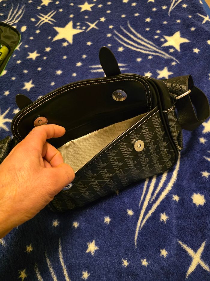 Sac à bandoulière Lacoste - photo numéro 3