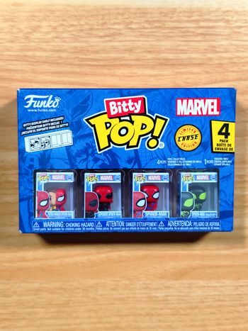 Boîte Funko Bitty Pop! Marvel - 4 Figurines (Dont 1 Chase) + Présentoir
