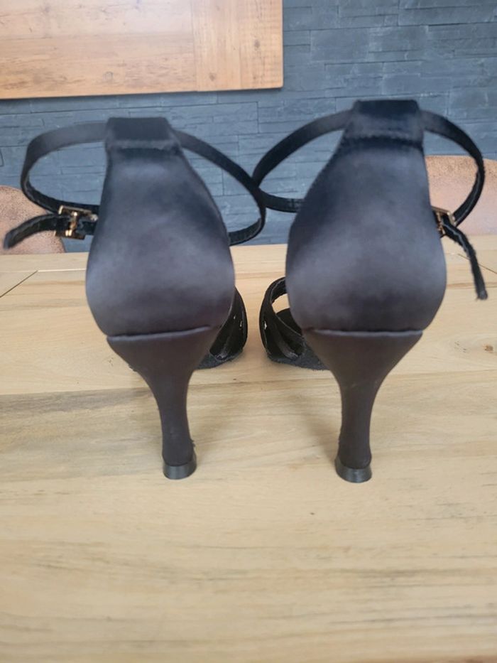 Chaussures danse latine - photo numéro 2