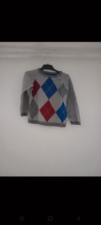 Pull gris à motif h&m taille 18mois