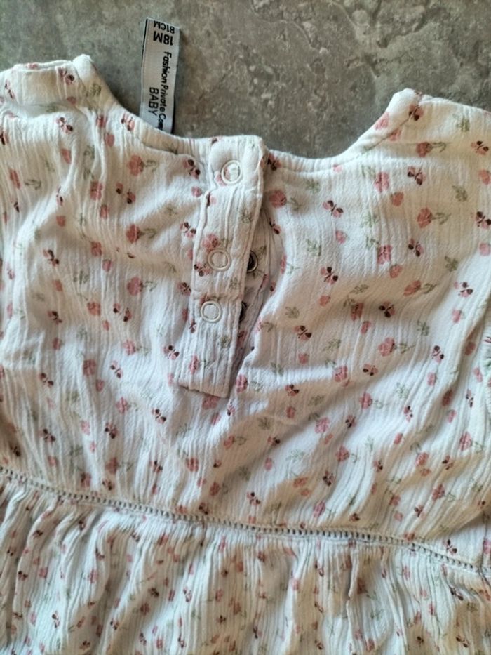 Robe taille 18 mois FPC - photo numéro 8