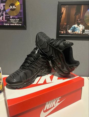 Tn full black taille 41