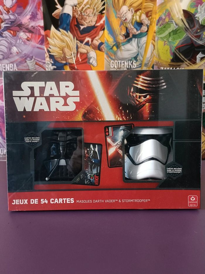 Jeux de 54 cartes Star Wars + Masques darth vader & Stormtrooper Neuf et Scellé
