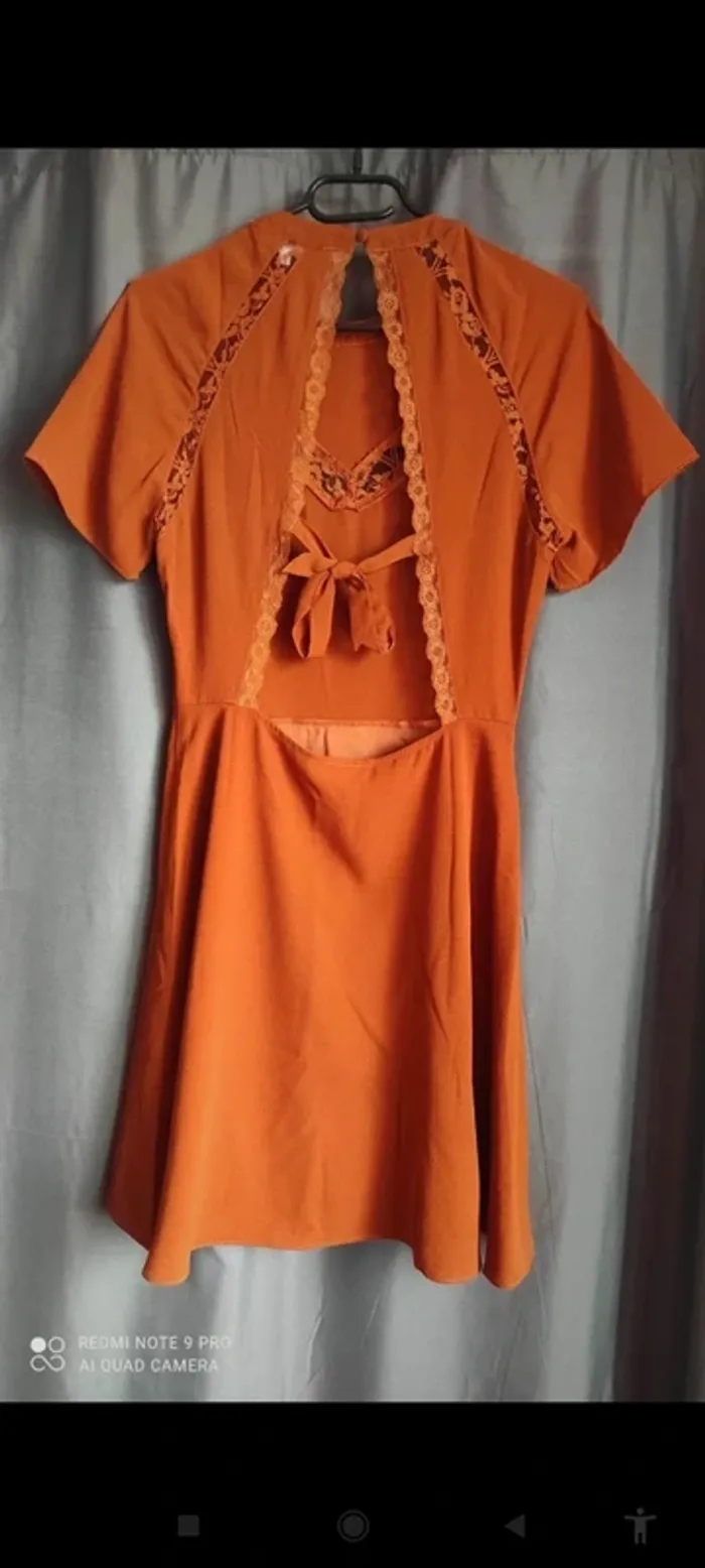 Magnifique robe neuve décolleté dos - photo numéro 8