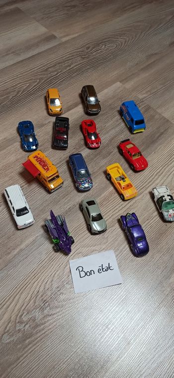 Lot petites voitures enfants