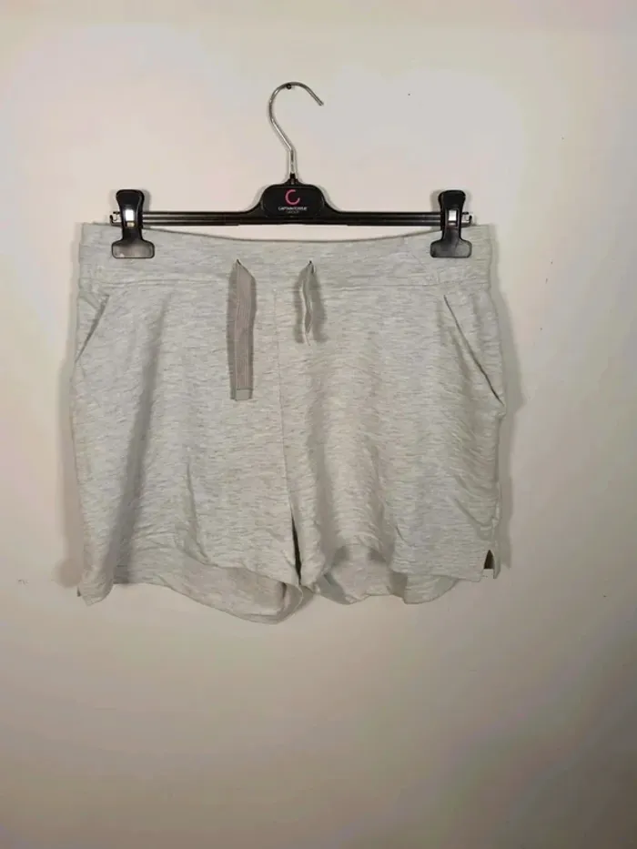 C18 short gris Decathlon 42
