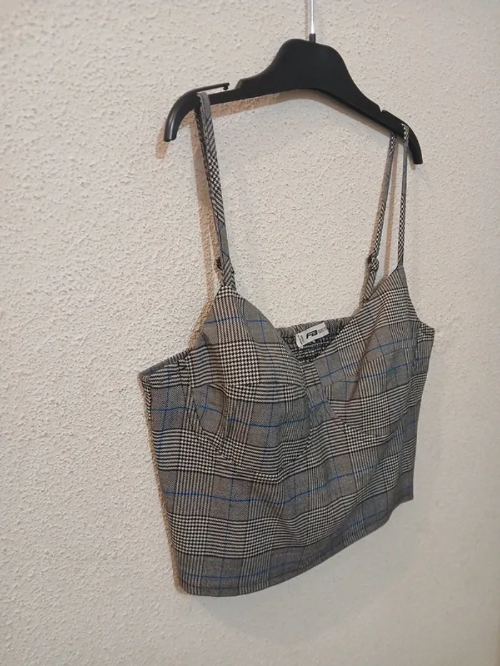 Top court a carreaux reglables " FB sisters " taille m - photo numéro 2
