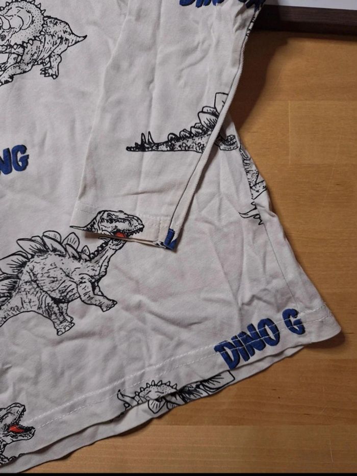 T-shirt manches longues pour garçon taille 6 ans Marque primark bon état - photo numéro 2