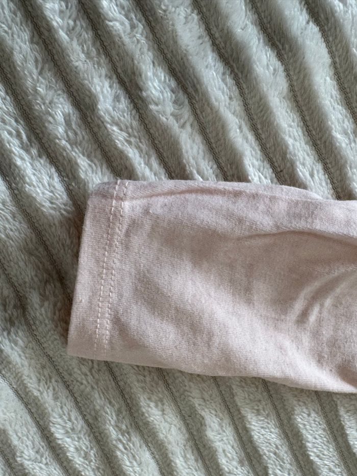 Top manche longue - blanc et rose - Kiabi - 6 mois - excellent état - photo numéro 8