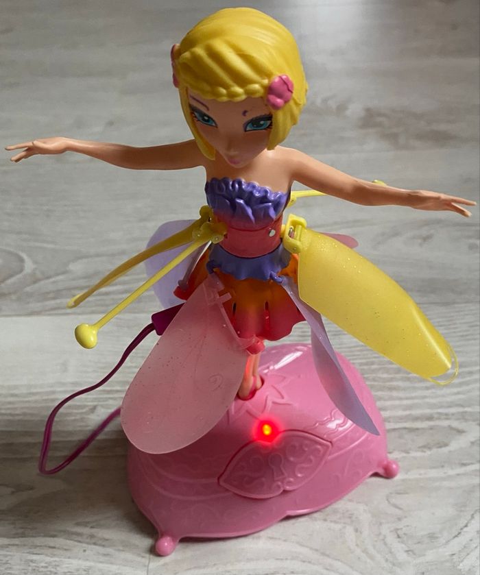 Poupée, volante - photo numéro 2