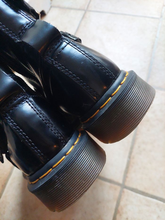 Bottes Dr. Martens - photo numéro 4