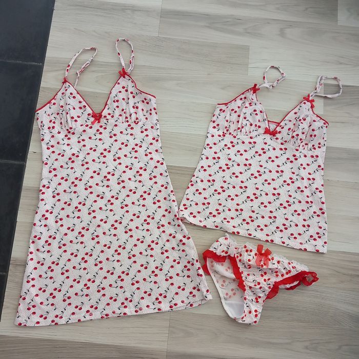 Pyjama femme 3 pièces à motif cerises Jennyfer taille 38