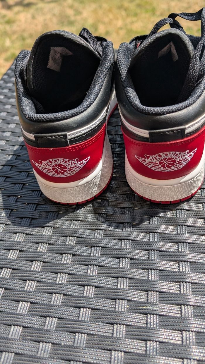 Air Jordan 1 Low Bred Toe Enfant GS taille 38.5 - photo numéro 6