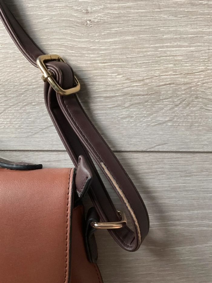 Sac à main en bandoulière - photo numéro 4