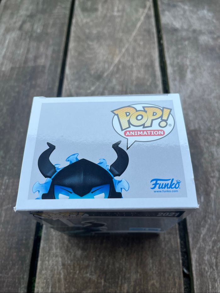 Funko Pop SOLO LEVELING - IRON #2021 Chase - Exclusive Edition - photo numéro 4