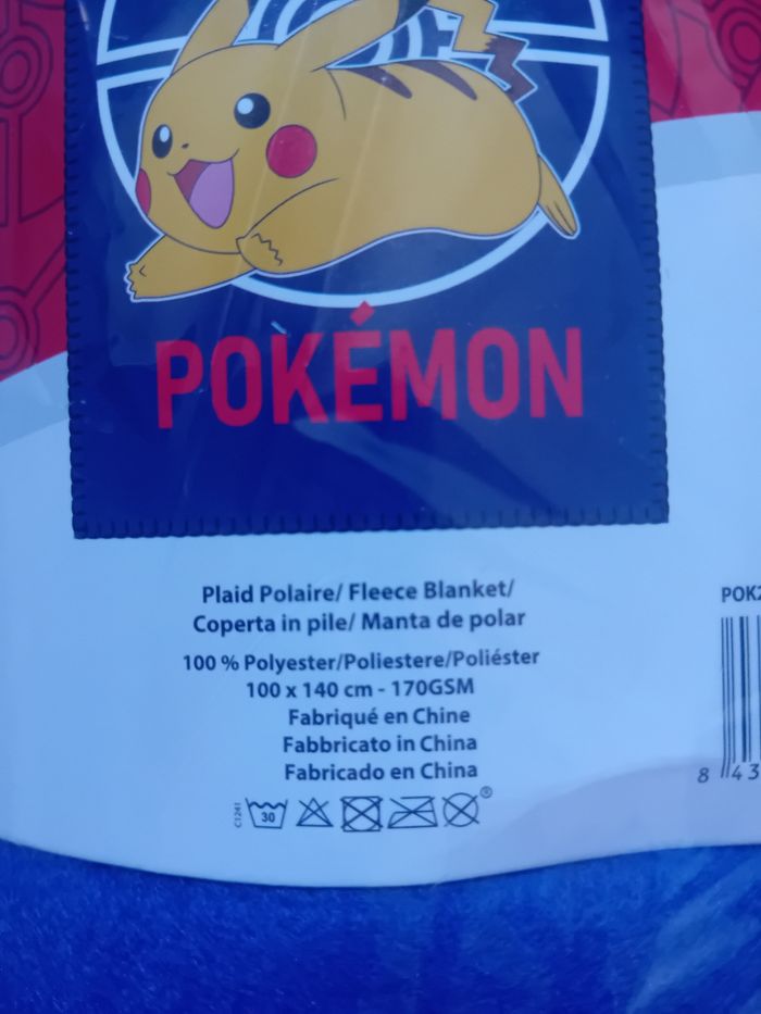 Plaid pokemon pikachu - photo numéro 2
