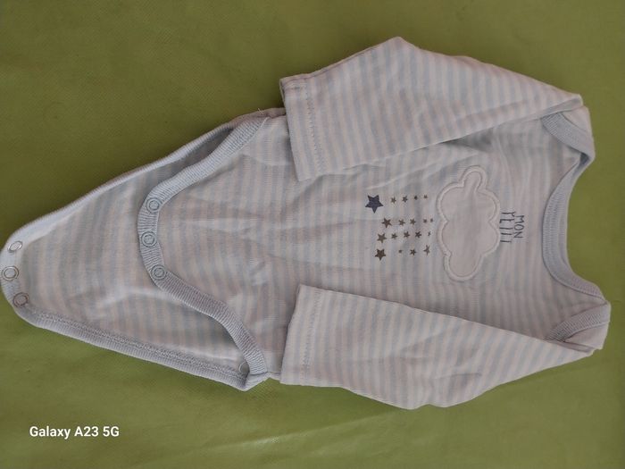 Lot de vêtements 1 et 3  mois fille - photo numéro 6